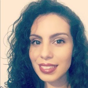 Meet your Posher, Elda